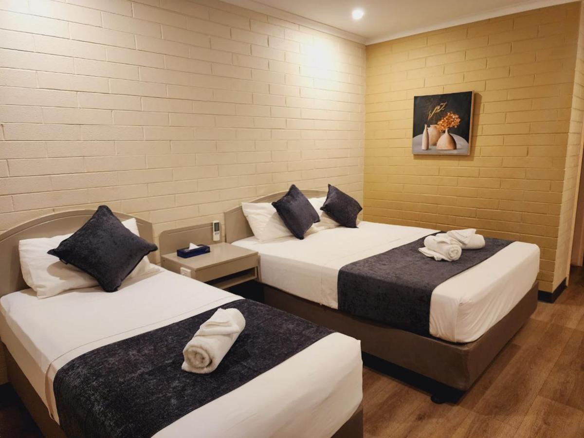 Katherine Motel Bagian luar foto