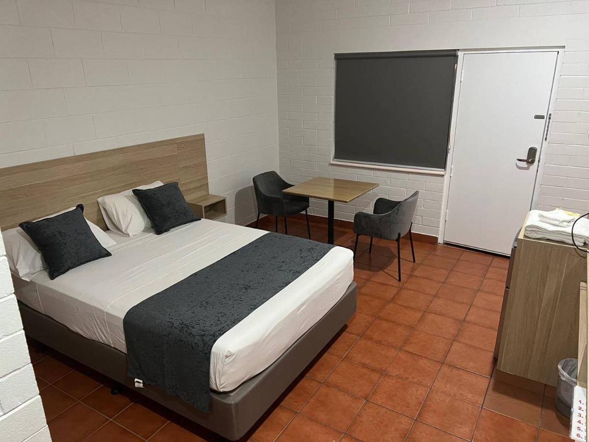 Katherine Motel Bagian luar foto