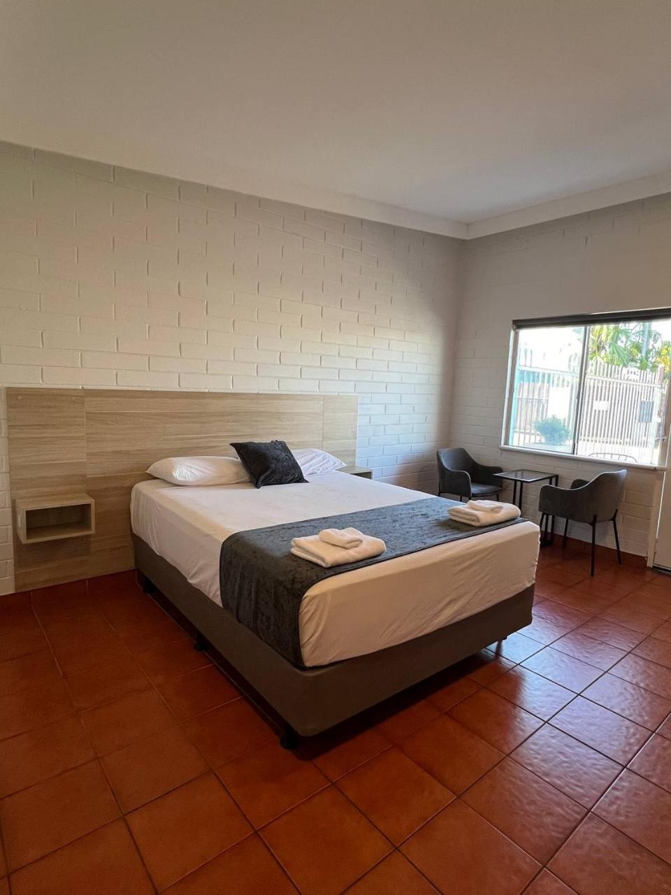 Katherine Motel Bagian luar foto