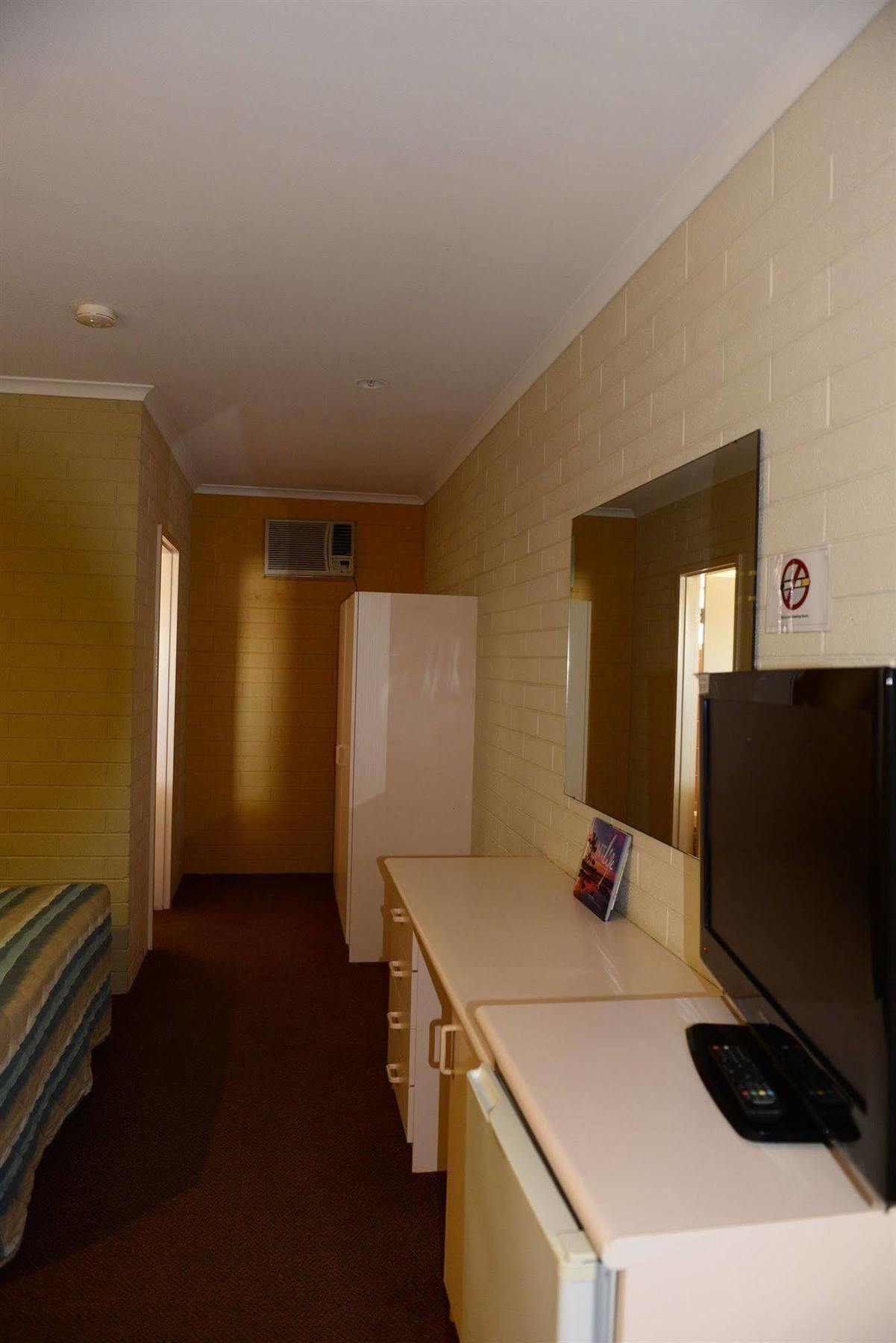 Katherine Motel Bagian luar foto